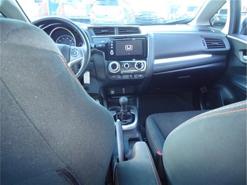 Used 2018 Honda Fit Sport image 20