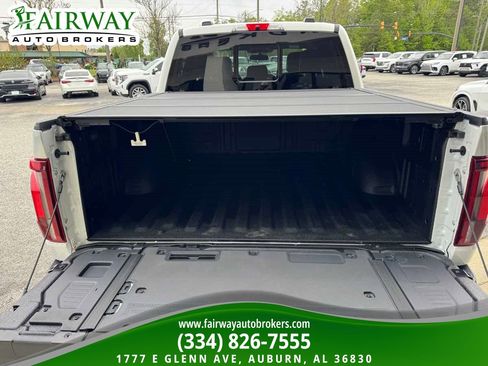 Used 2024 Ford F150 Platinum w/ FX4 Off-Road Package AWD/4WD image 33