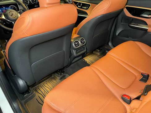 Used 2025 Mercedes-Benz GLC 300 GLC 300 image 20