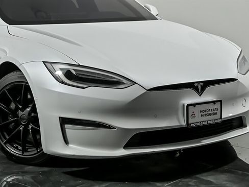 Used 2021 Tesla Model S Plaid AWD/4WD image 2