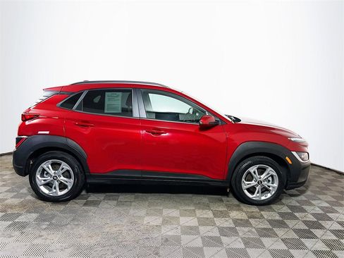 Used 2022 Hyundai Kona SEL w/ Convenience Package image 9
