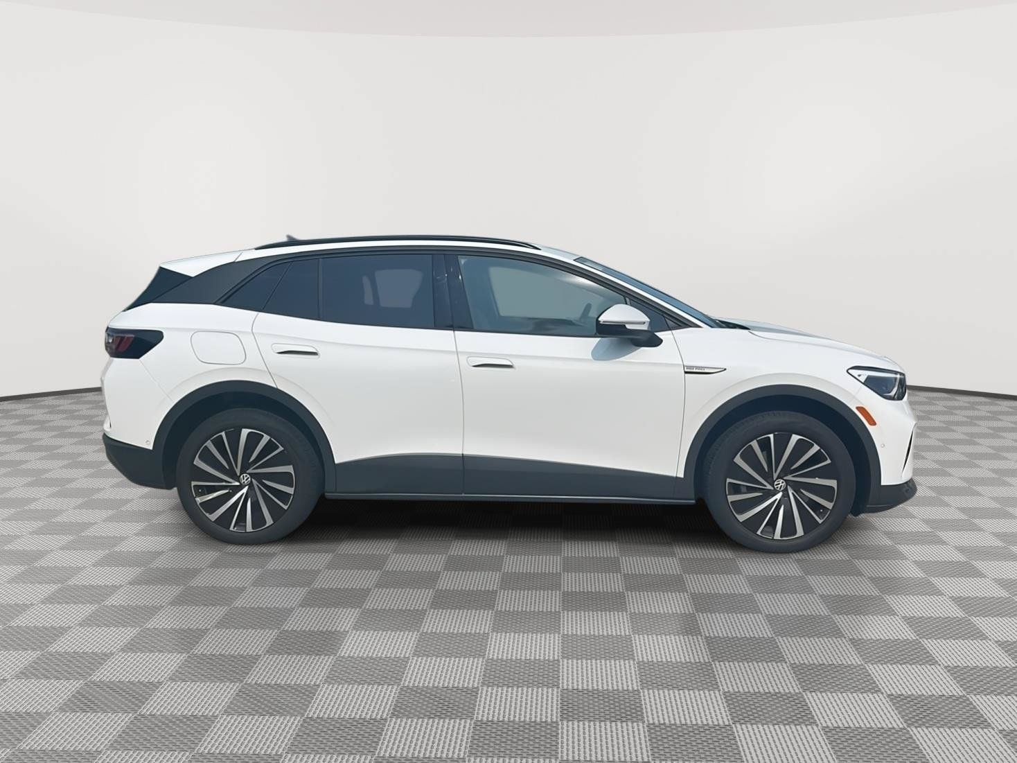Certified 2025 Volkswagen ID.4 Pro AWD/4WD image 4