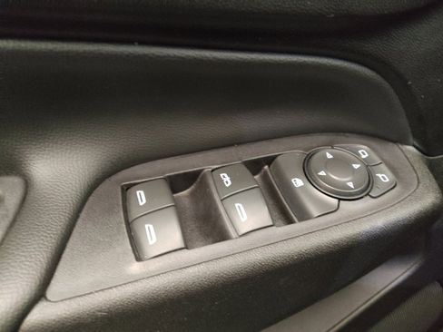 Used 2018 Chevrolet Equinox LT image 27