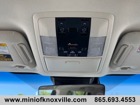 Used 2020 Lexus GX 460 Luxury w/ Off Road Package AWD/4WD image 28