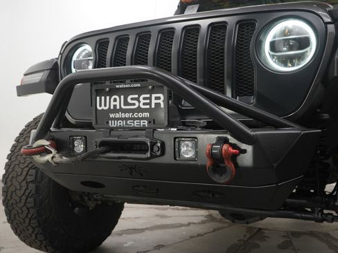 Used 2021 Jeep Wrangler Unlimited Rubicon image 11