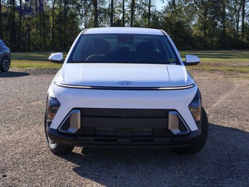 New 2026 Hyundai Kona SE image 25