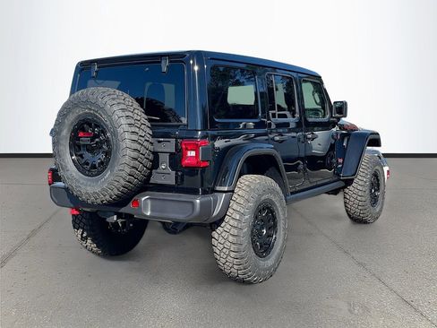 New 2025 Jeep Wrangler Unlimited Rubicon w/ Convenience Group AWD/4WD image 7