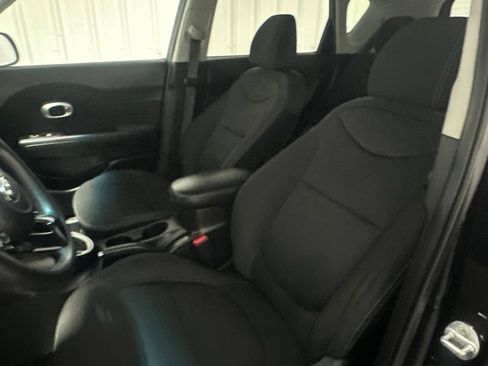 Used 2018 Kia Soul w/ Convenience Package FWD image 21