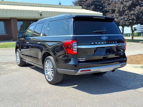Used 2023 Ford Expedition Max Limited AWD/4WD image 3