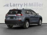 Used 2019 Jeep Cherokee Limited image 3