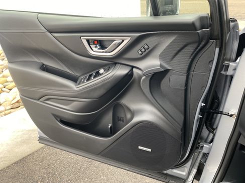 Used 2024 Subaru Forester Touring image 17