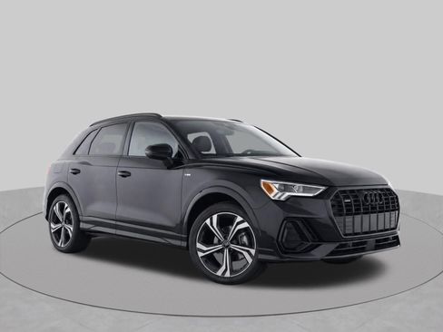 Certified 2024 Audi Q3 2.0T Premium Plus w/ Premium Plus Package AWD/4WD image 1