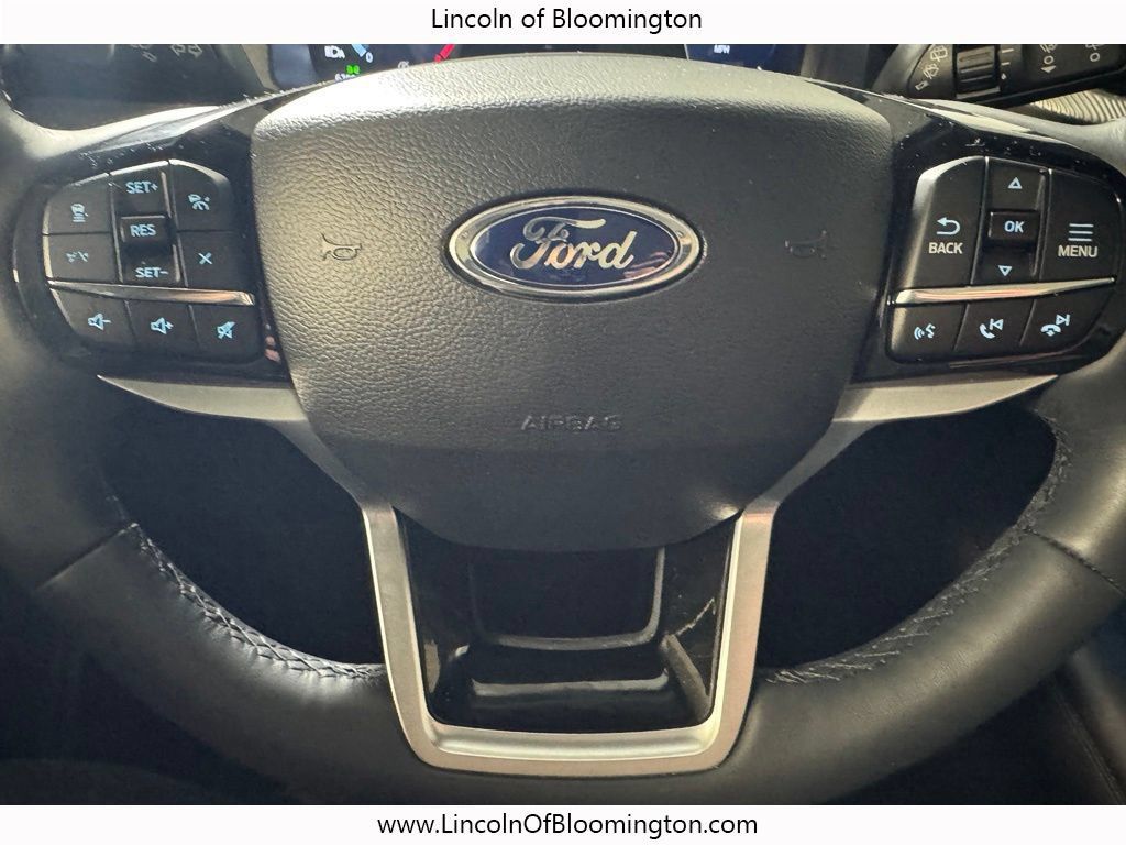 Used 2026 Ford Explorer Platinum w/ LUX Leather Package AWD/4WD image 20