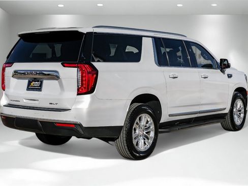 Used 2022 GMC Yukon XL SLT image 6