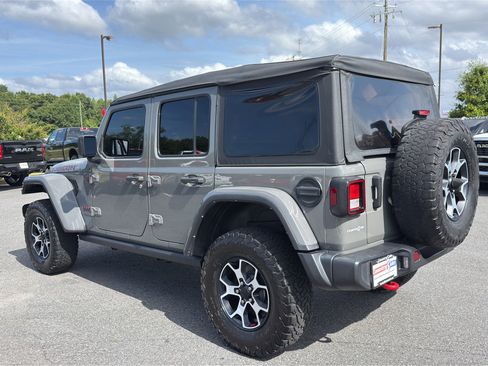 Used 2022 Jeep Wrangler Unlimited Rubicon AWD/4WD image 7