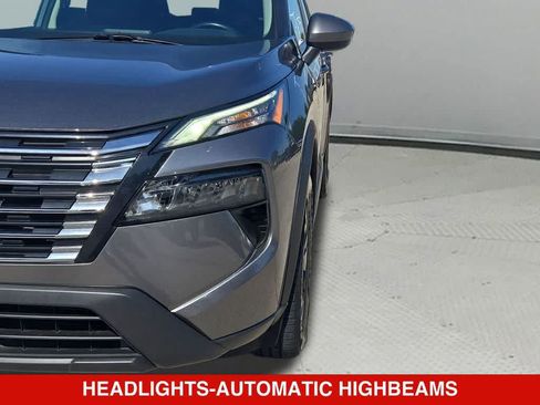 Used 2025 Nissan Rogue SV AWD/4WD image 10