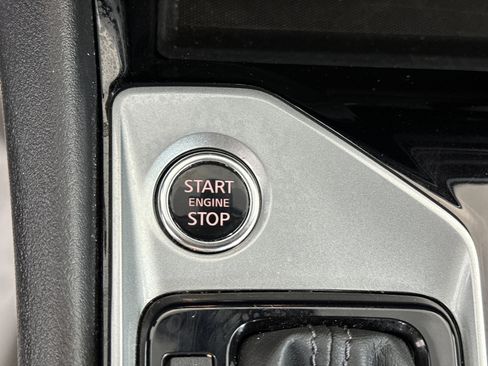 Used 2024 Nissan Altima 2.5 SV image 24