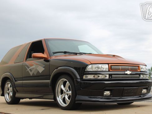Used 2001 Chevrolet Blazer Xtreme w/ Preferred Equipment Group RWD image 27