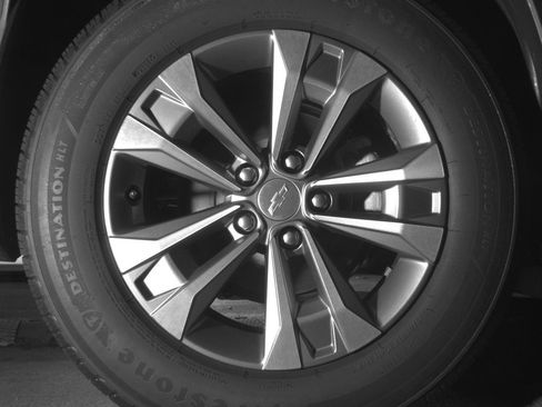 Used 2025 Chevrolet Equinox LT image 15