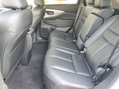 Certified 2024 Nissan Murano SV w/ SV Midnight Edition Package FWD image 13