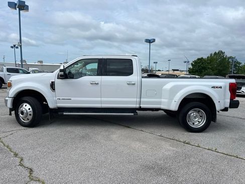 Used 2020 Ford F450 Lariat w/ Lariat Ultimate Package AWD/4WD image 3