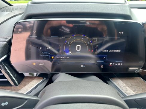 New 2025 Chevrolet Tahoe High Country image 11