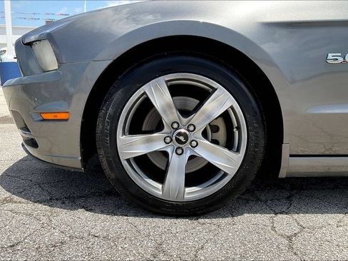 Used 2014 Ford Mustang GT Premium w/ Comfort Package RWD image 27