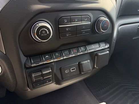 Used 2024 Chevrolet Silverado 1500 Custom Trail Boss w/ LPO, Dark Essentials Package image 24