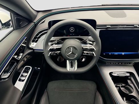New 2026 Mercedes-Benz E 53 AMG e 4MATIC Sedan image 10