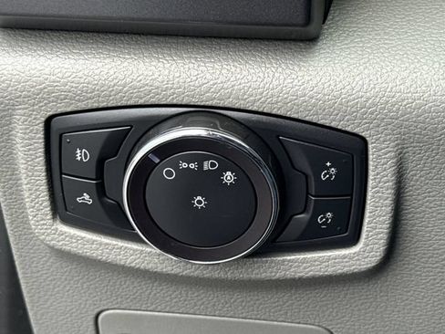 Used 2019 Ford F150 XLT w/ Equipment Group 302A Luxury RWD image 39