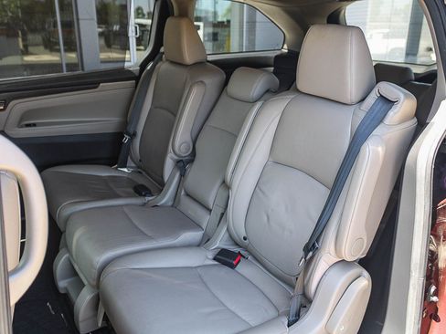 Used 2019 Honda Odyssey EX-L image 19