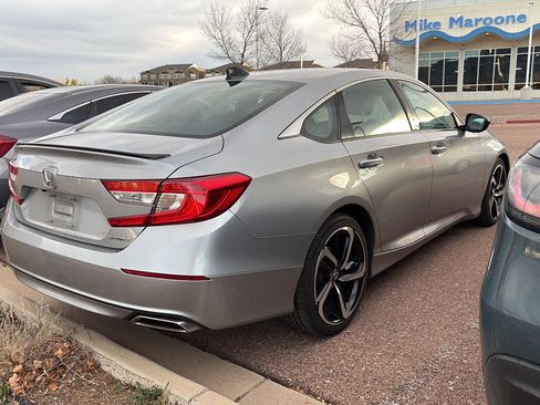 Used 2022 Honda Accord Sport image 5