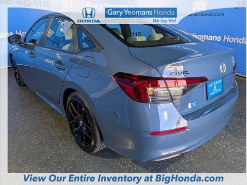 Certified 2026 Honda Civic Sport image 9