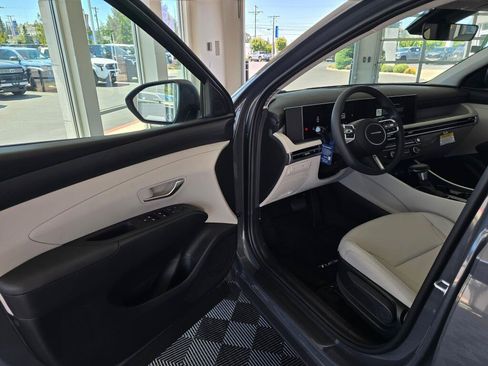 New 2026 Hyundai Tucson SE AWD/4WD image 32