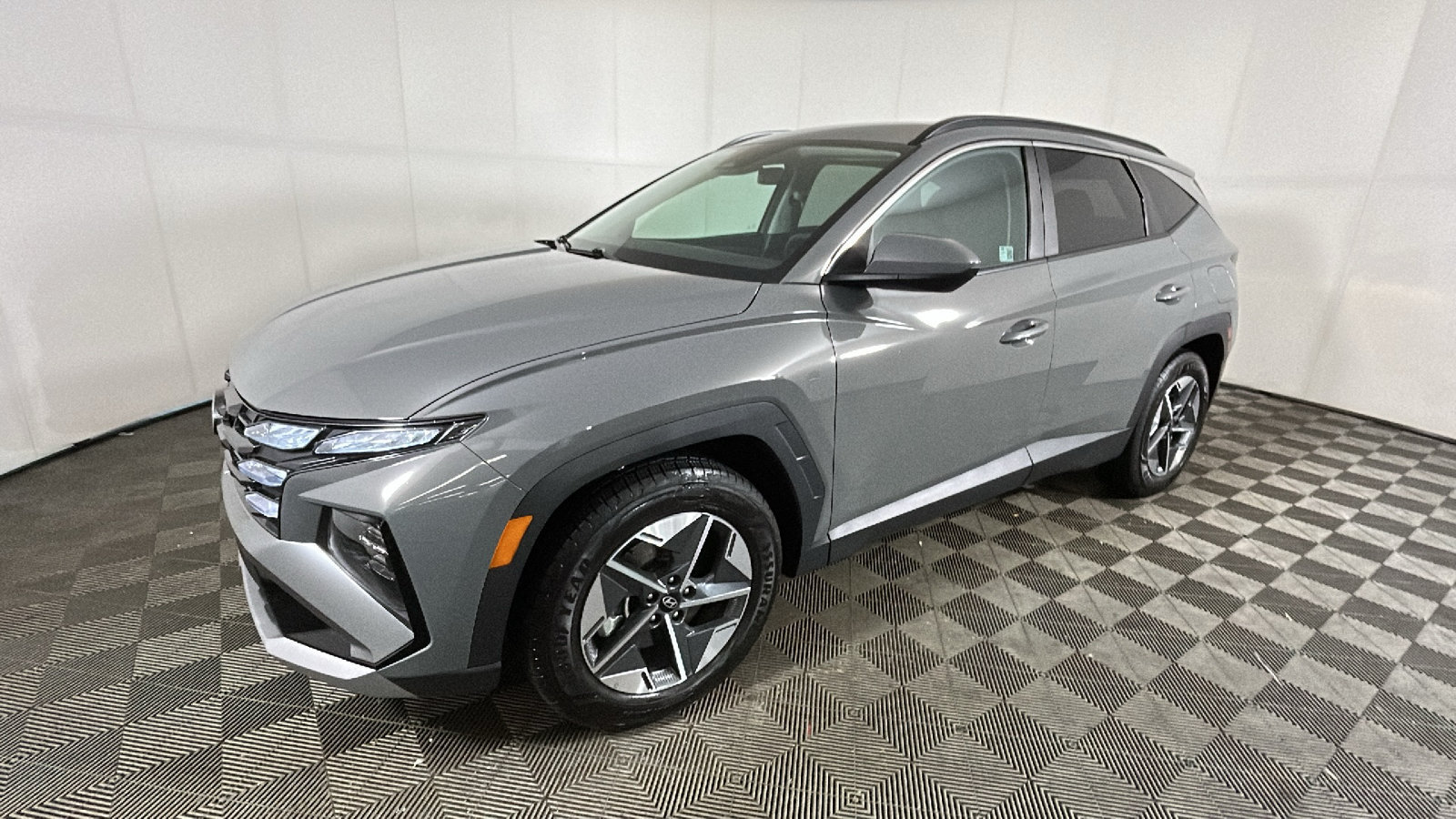 Used 2025 Hyundai Tucson SEL FWD image 8