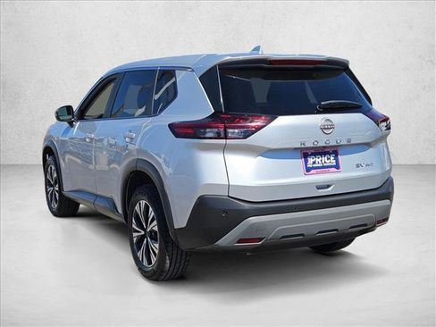Used 2023 Nissan Rogue SV AWD/4WD image 7