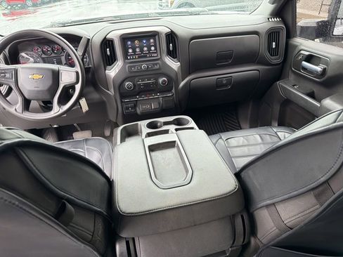 Used 2021 Chevrolet Silverado 2500 Custom w/ Custom Value Package AWD/4WD image 13