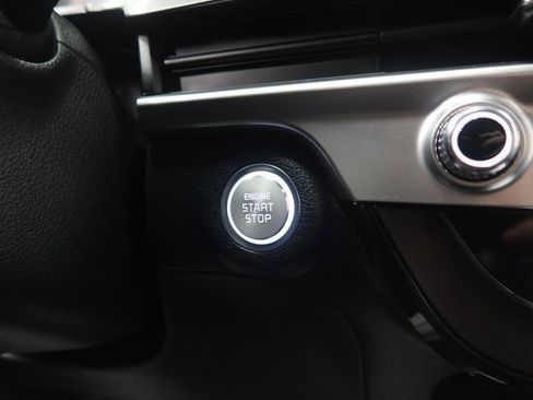 Used 2025 Kia Telluride S AWD/4WD image 20