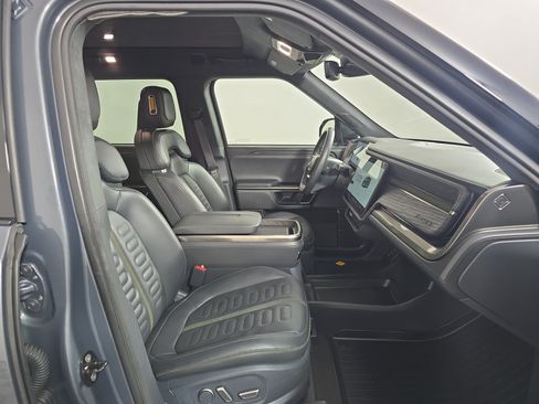 Used 2022 Rivian R1S Launch Edition Quad AWD/4WD image 24