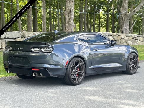 Used 2019 Chevrolet Camaro SS RWD image 3
