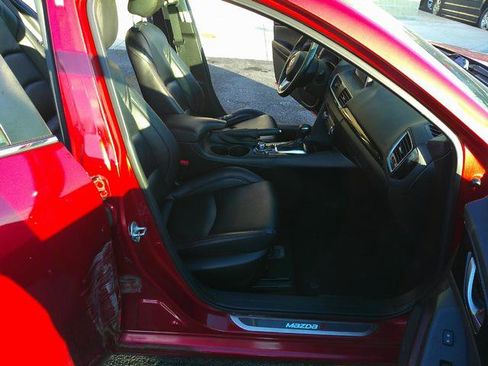 Used 2015 MAZDA MAZDA3 i Grand Touring image 6