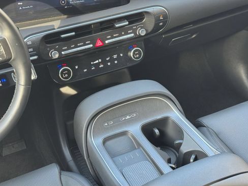Used 2026 Hyundai Palisade SEL FWD image 40