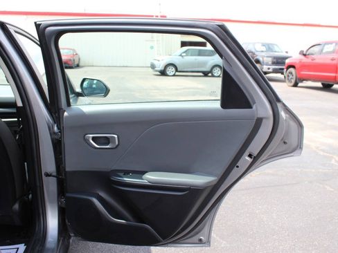 Used 2025 Kia K4 FWD image 13
