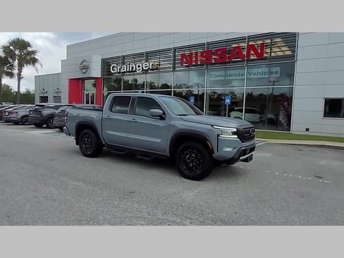 Used 2024 Nissan Frontier PRO-4X w/ Pro Premium Package image 36