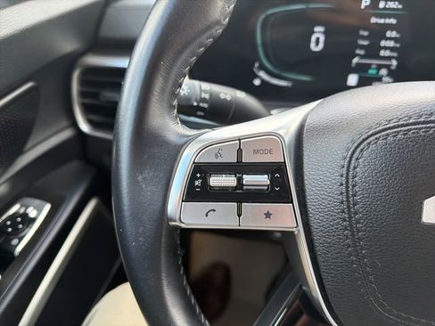 Used 2023 Kia Telluride S AWD/4WD image 27
