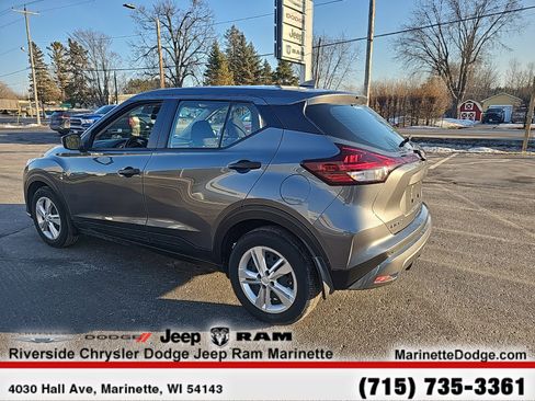Used 2024 Nissan Kicks S image 7