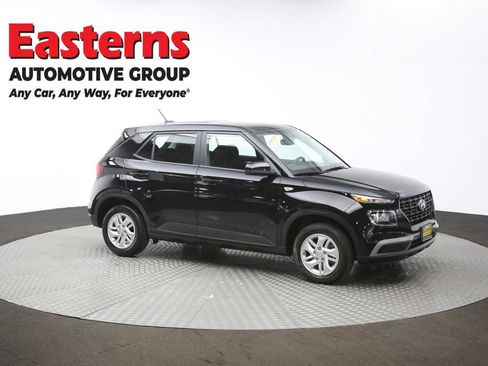 Used 2025 Hyundai Venue SE image 47