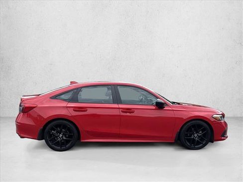 Used 2023 Honda Civic Sport image 4