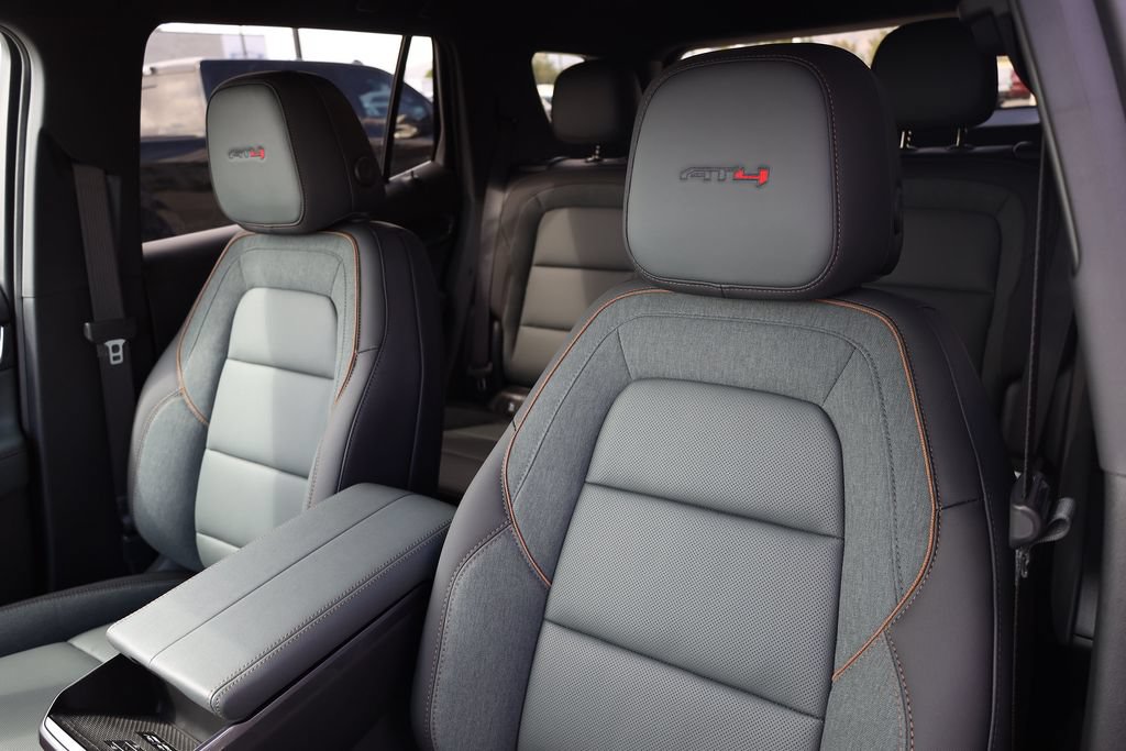 New 2027 GMC Terrain AT4 w/ Convenience Package III AWD/4WD image 18