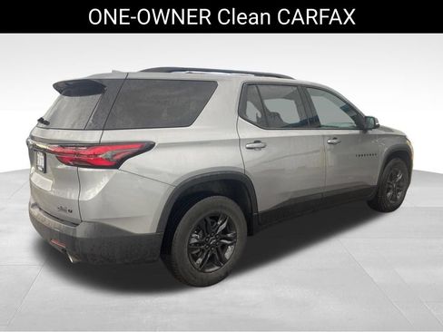 Used 2023 Chevrolet Traverse LT FWD image 7